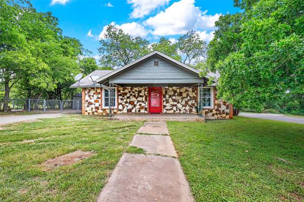 116 E 2nd Street, Keene, TX 76031