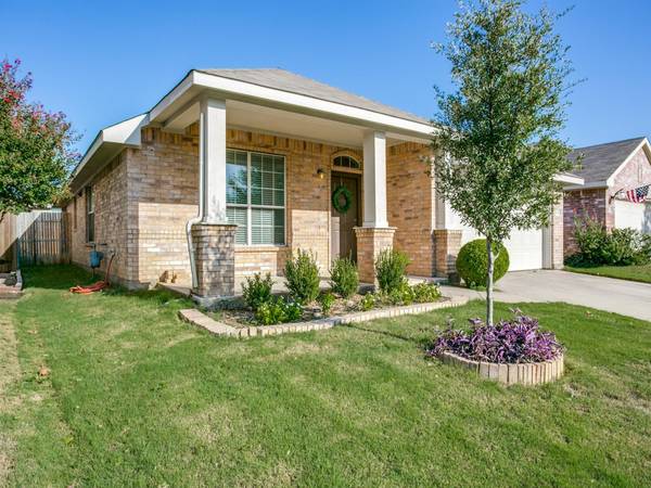 13236 Harvest Ridge Road, Fort Worth, TX 76244