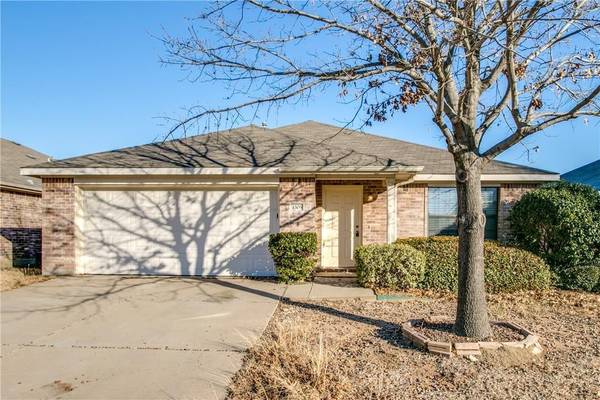 4305 Grassmere Road, Fort Worth, TX 76244