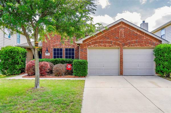 13240 Elmhurst Drive, Fort Worth, TX 76244