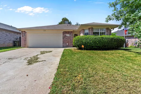 5632 Colebrook Trail, Arlington, TX 76017