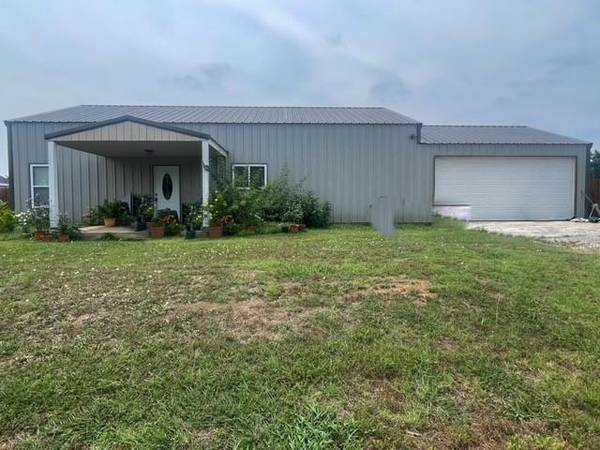 204 Ator Street, Lipan, TX 76462