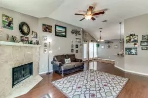 429 Horse Shoe Bend, Mesquite, TX 75149