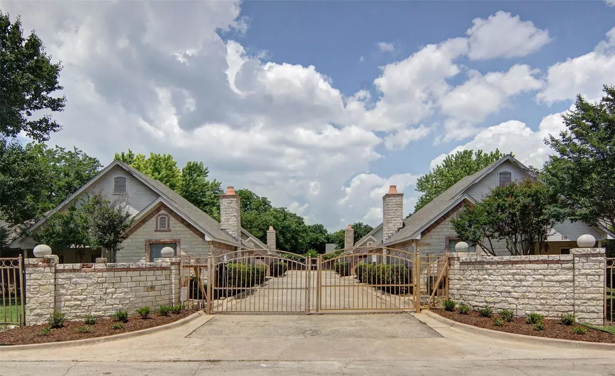 Weatherford, TX 76086,316 W Anderson Street