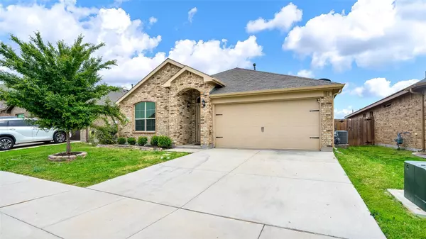 6333 Spokane Drive,  Fort Worth,  TX 76179