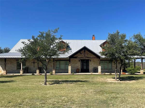 57 Hwy 16, Goldthwaite, TX 76844