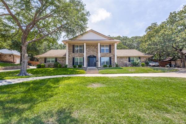 112 Pebble Beach Drive, Trophy Club, TX 76262