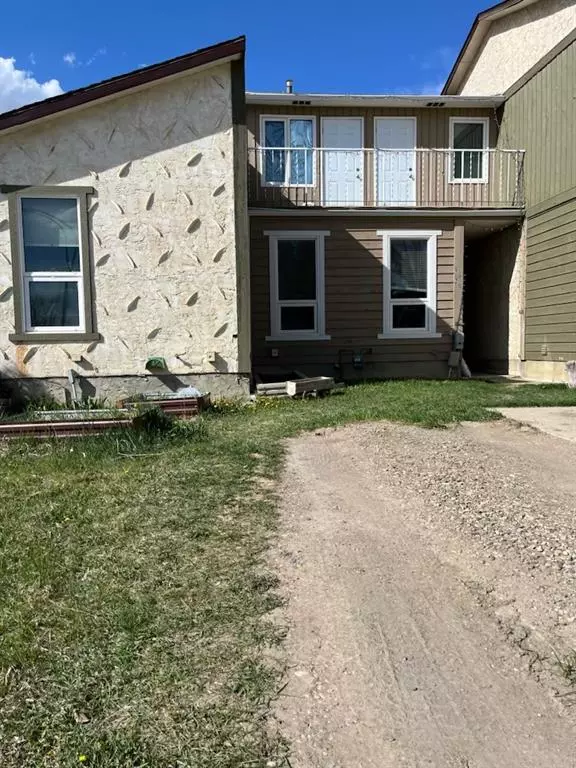 Coaldale, AB T1M 1C2,1020 20a AVE