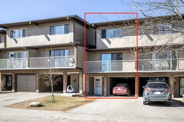 Calgary, AB T2K5S4,1055 72 AVE NW #48