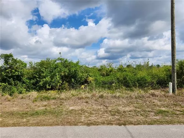 3120 74th ST W, Lehigh Acres, FL 33971