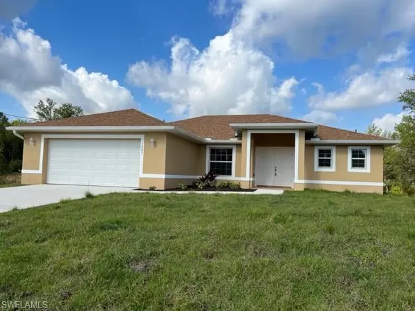 421 Columbus AVE, Lehigh Acres, FL 33972