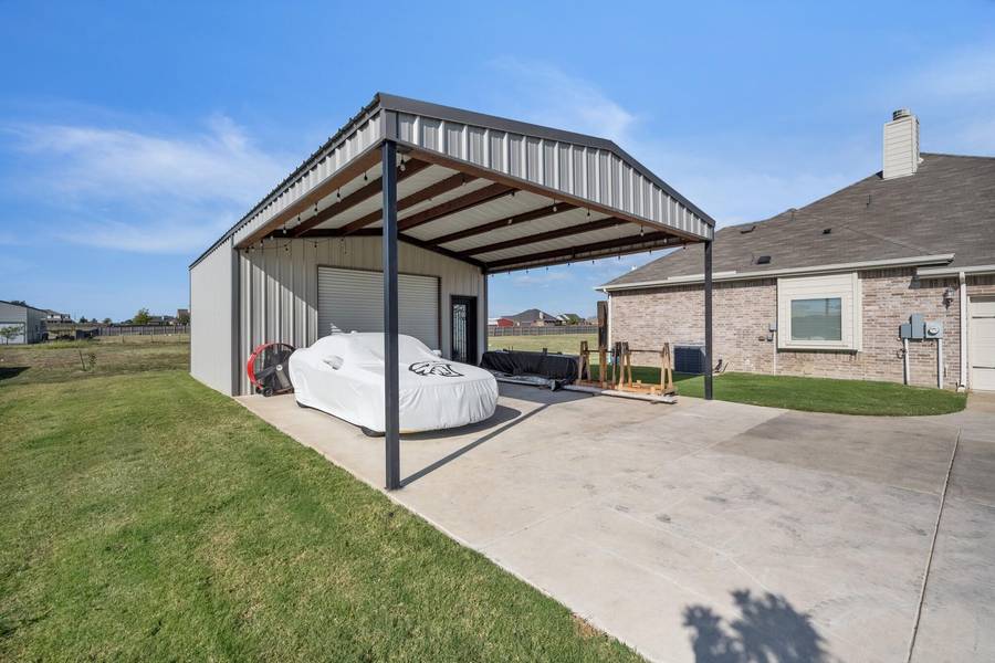 1109 Cashew Drive, Venus, TX 76084