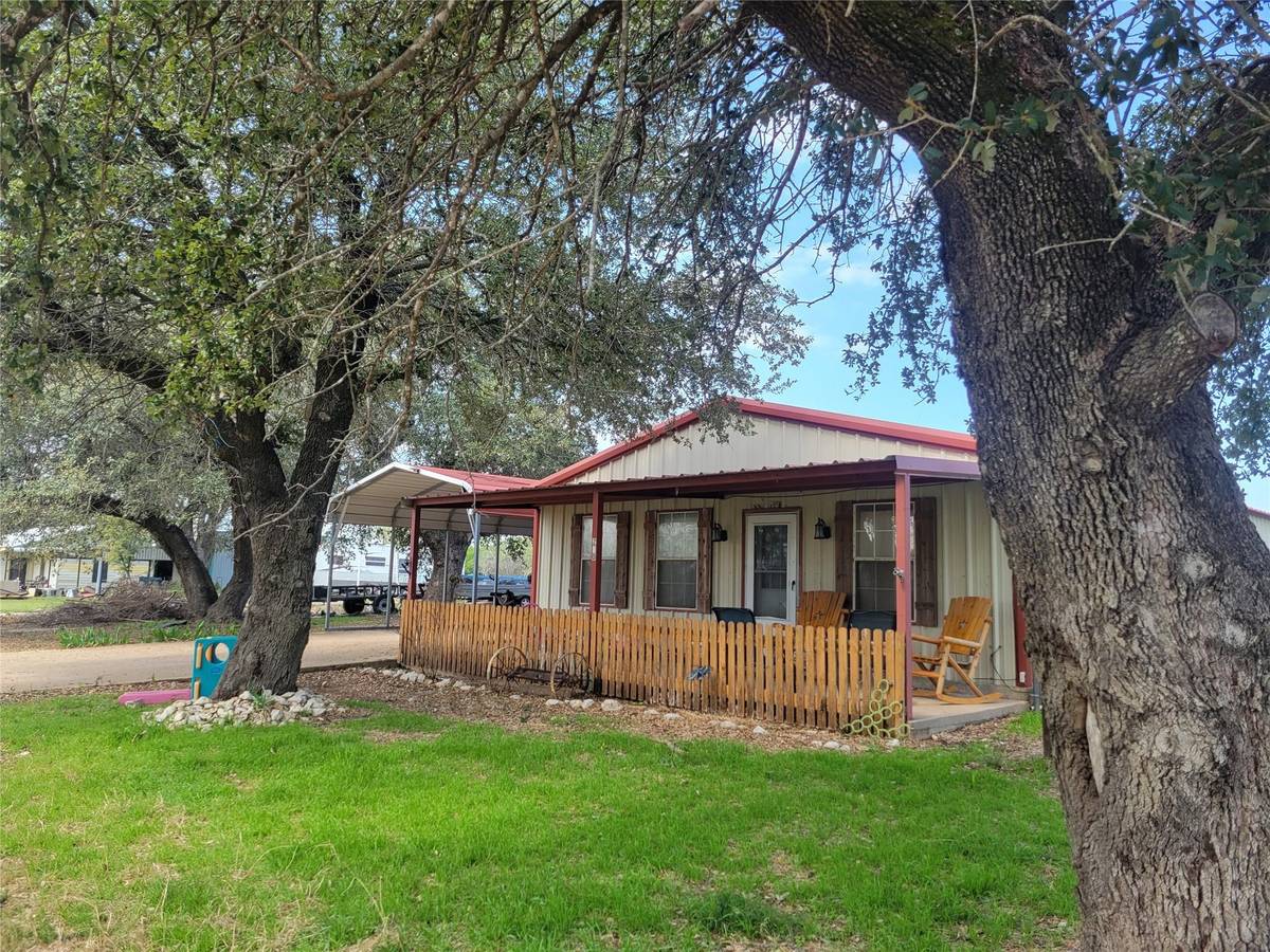 Clifton, TX 76634,240 County Road 1627