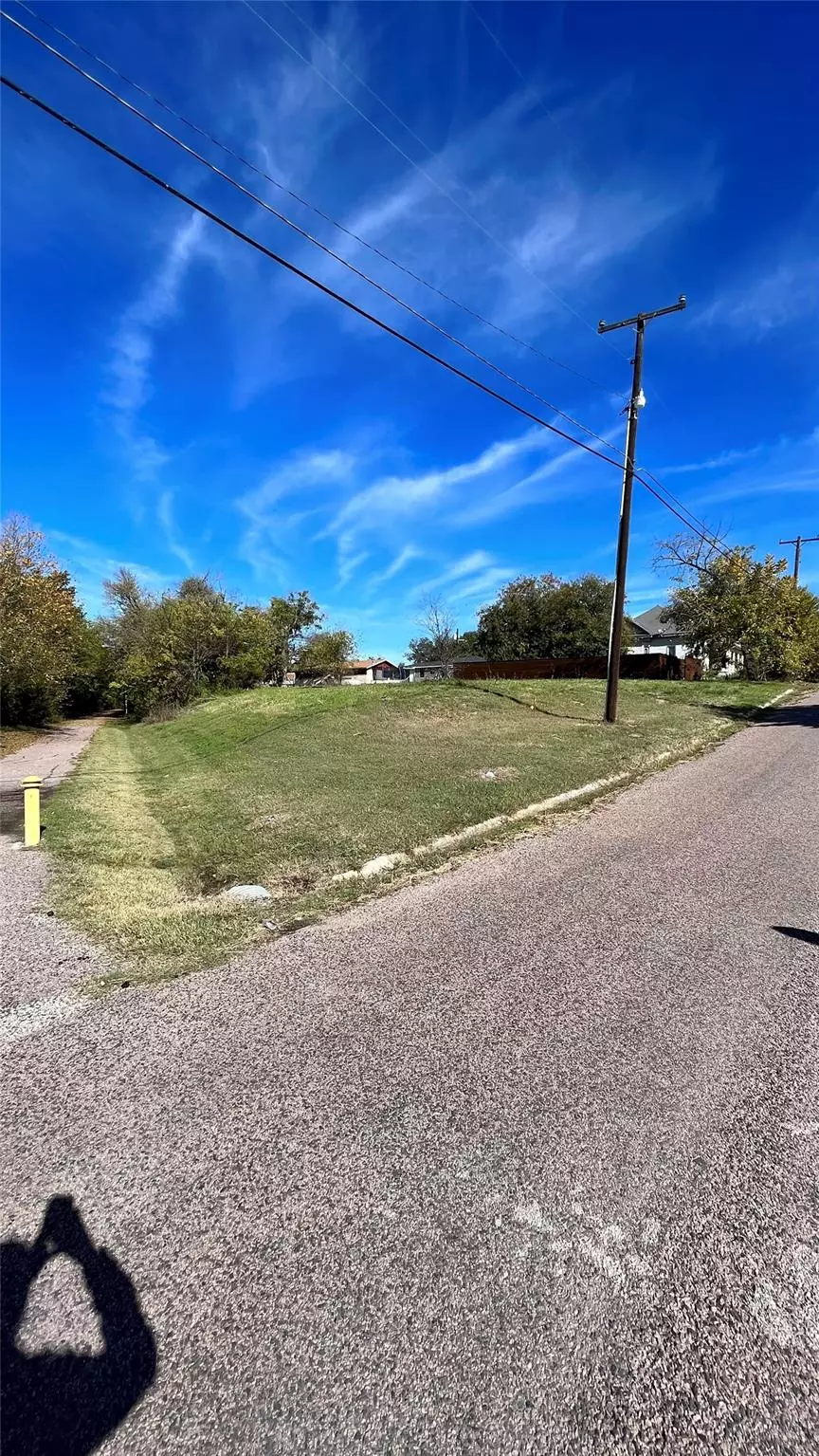 Farmersville, TX 75442,000 Houston