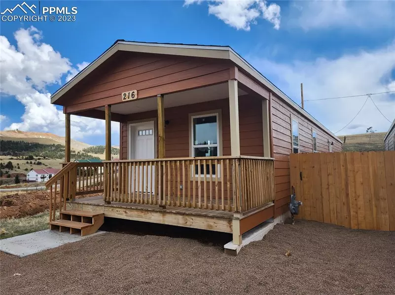 216 W Thurlow AVE, Cripple Creek, CO 80813