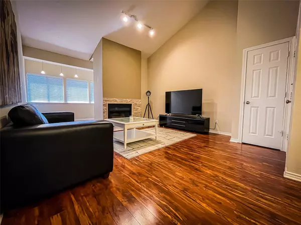 Dallas, TX 75204,3230 Cole Avenue #205