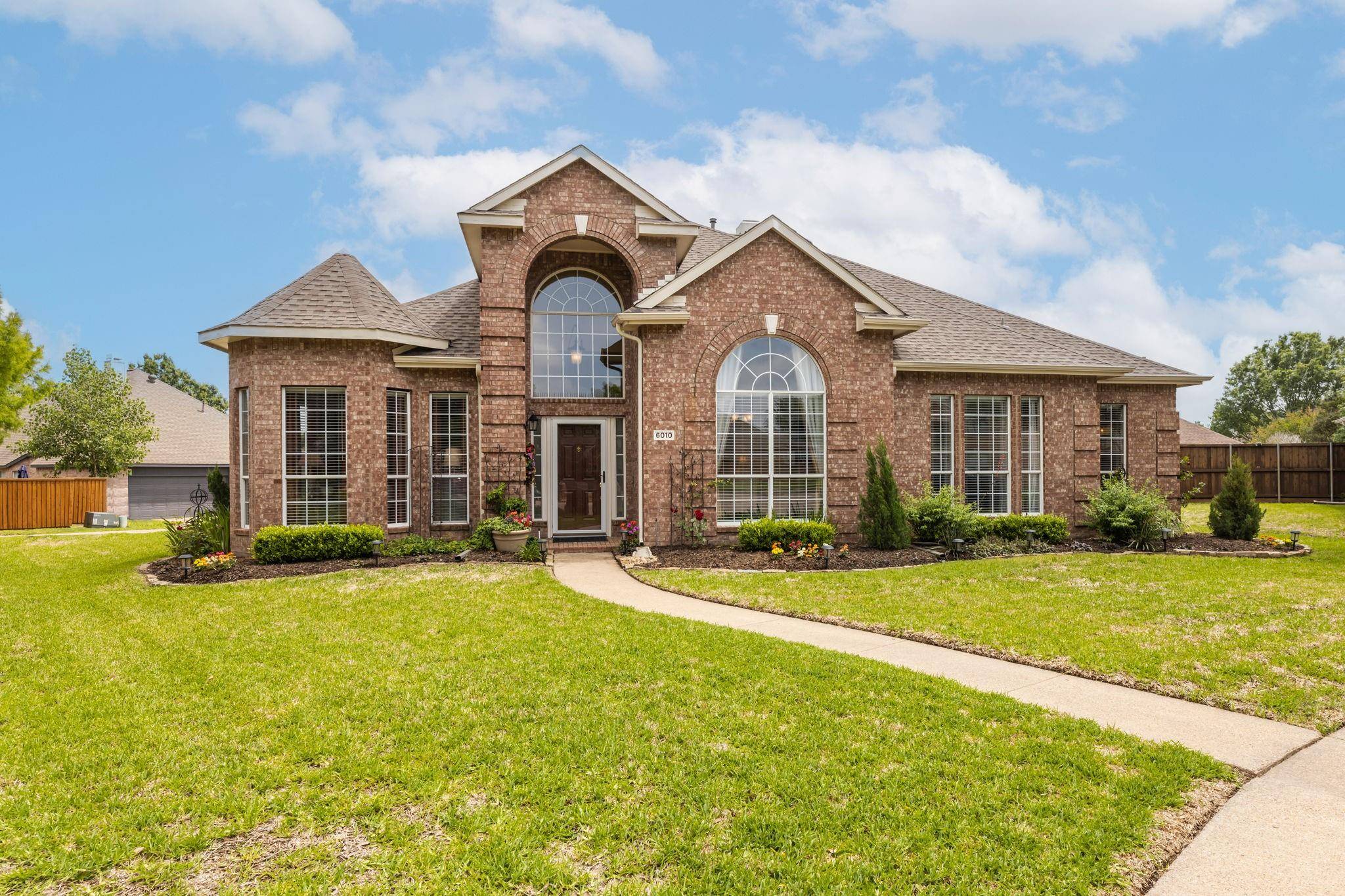 Rowlett, TX 75087,6010 Arden Court