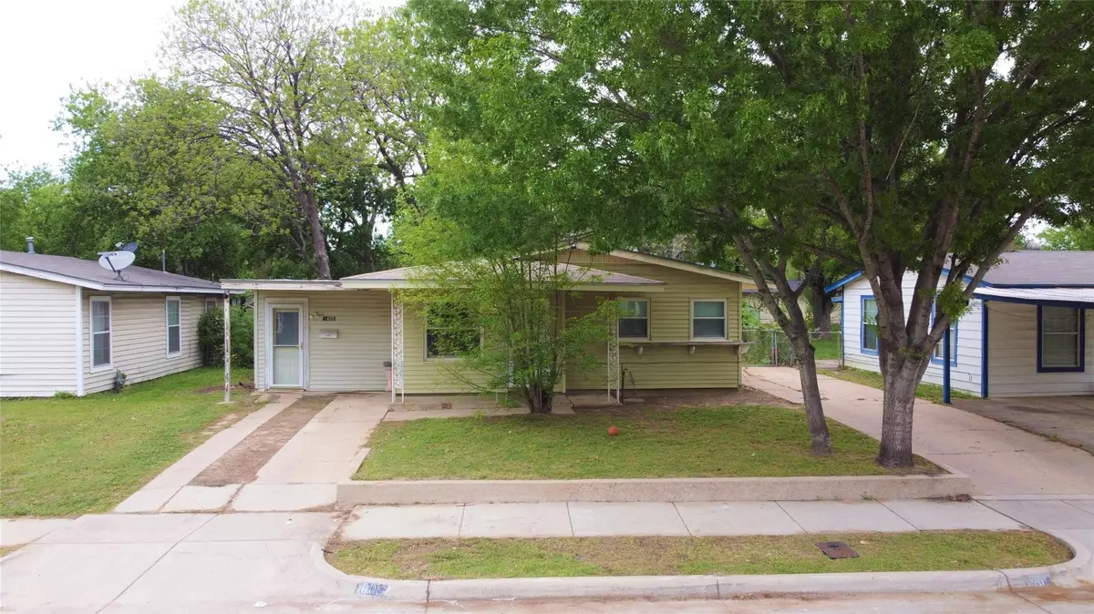 Fort Worth, TX 76106,1405 Selene Street