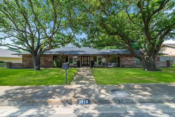 3816 Waldorf Circle, Dallas, TX 75229