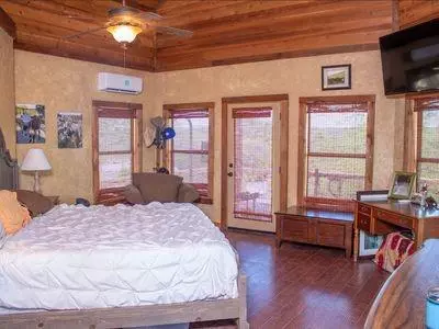 Leakey, TX 78873,9323 Ranch Road 336