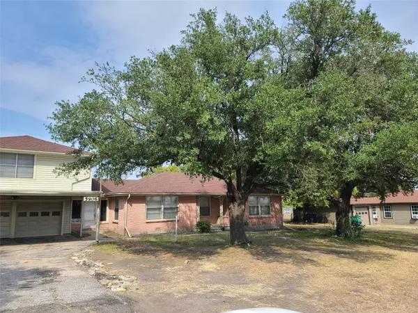 Greenville, TX 75401,5906 Lee Street