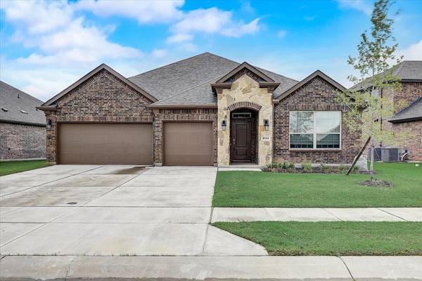 2717 Madera Canyon Road, Aubrey, TX 76227