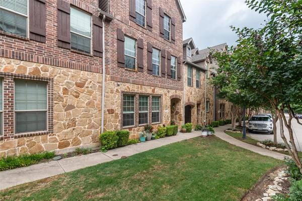 4209 Riverview Drive, Carrollton, TX 75010