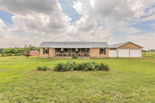 134 Private Road 4379,  Rhome,  TX 76078