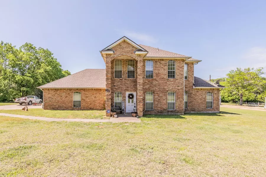 242 Bells Chapel Road, Waxahachie, TX 75165