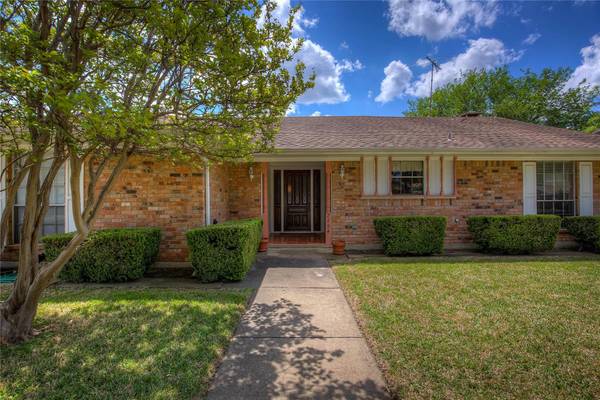 7154 Rolling Fork Drive, Dallas, TX 75227