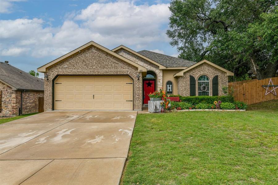 430 Willow Creek Drive, Weatherford, TX 76085