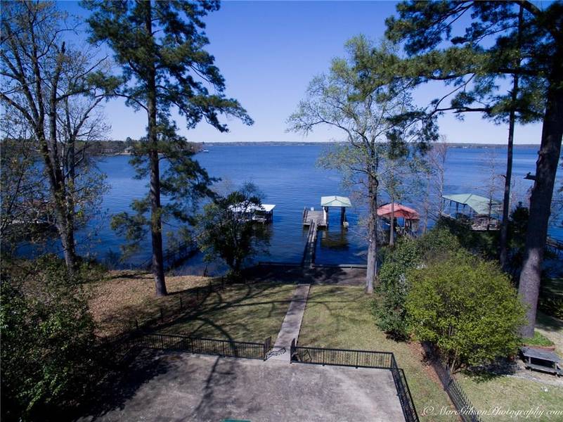 6938 S Lakeshore Drive, Shreveport, LA 71119