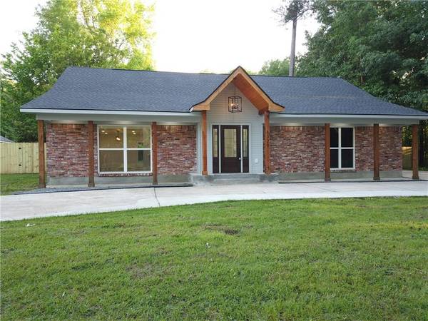 6329 S Lakeshore Drive, Shreveport, LA 71119