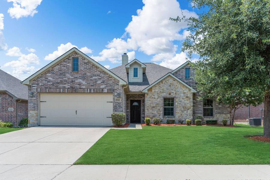 3046 Lakefield Drive, Little Elm, TX 75068