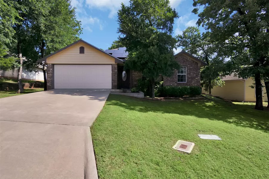 1803 Woodland Park Drive, Denison, TX 75020