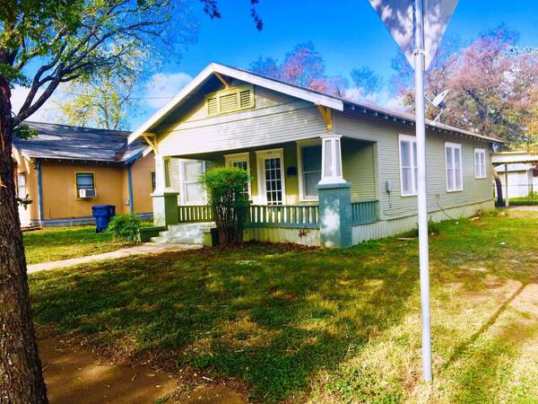 1601 Avenue D, Brownwood, TX 76801