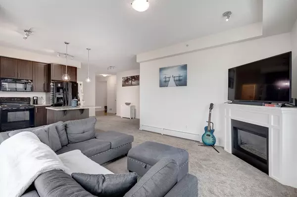 Calgary, AB T2Z 4R2,755 Copperpond BLVD SE #2414