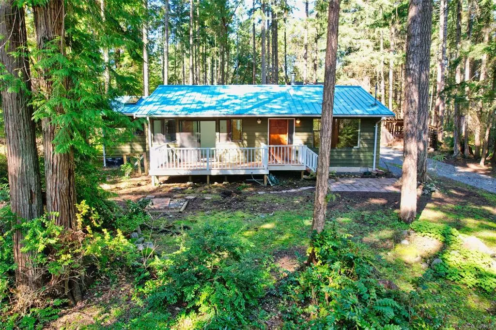 Gabriola Island, BC V0R 1X2,965 Carmen Cres