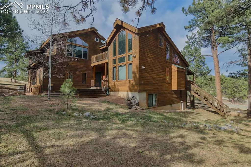 Florissant, CO 80816,1162 Hackamore DR