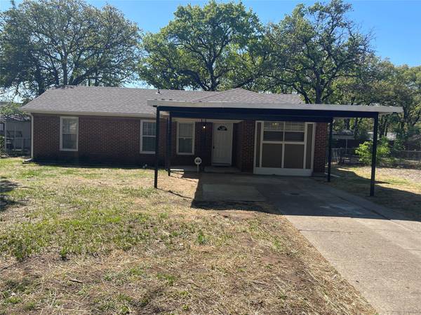 5533 Gilbow Avenue, River Oaks, TX 76114