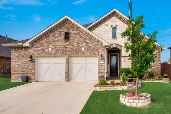 14713 Spitfire Trail, Fort Worth, TX 76262