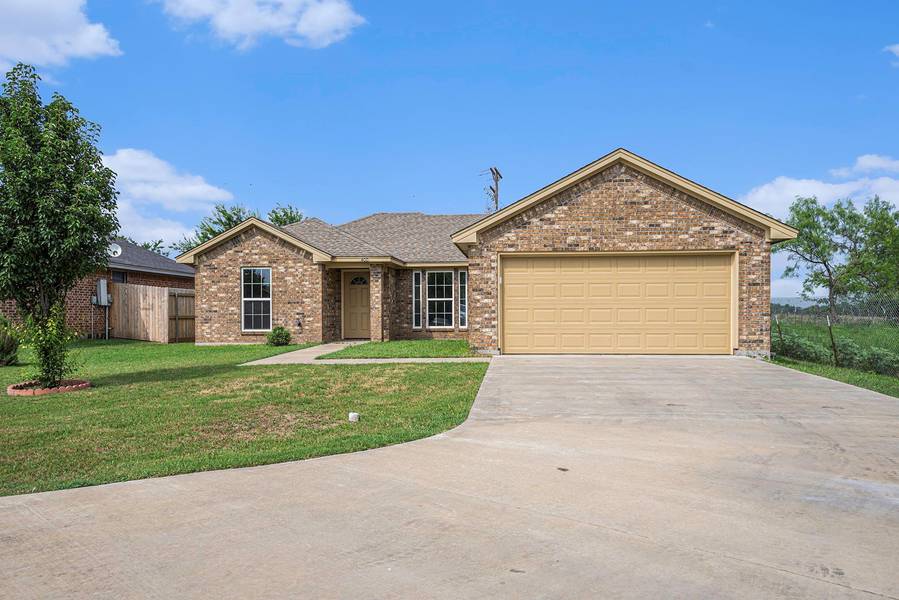 400 Mesquite Drive, Rio Vista, TX 76093