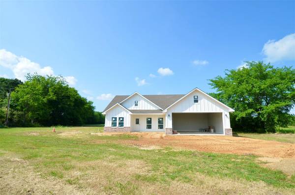 536 County Road 2330, Mineola, TX 75773