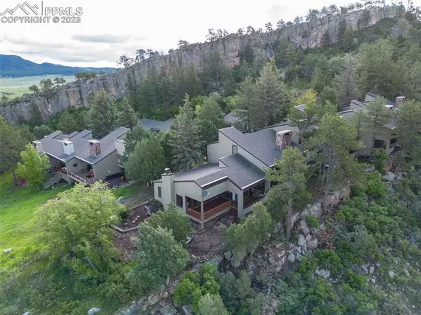 6301 Perry Park BLVD #4, Larkspur, CO 80118