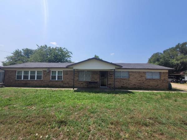 4621 County Road 2602,  Caddo Mills,  TX 75135