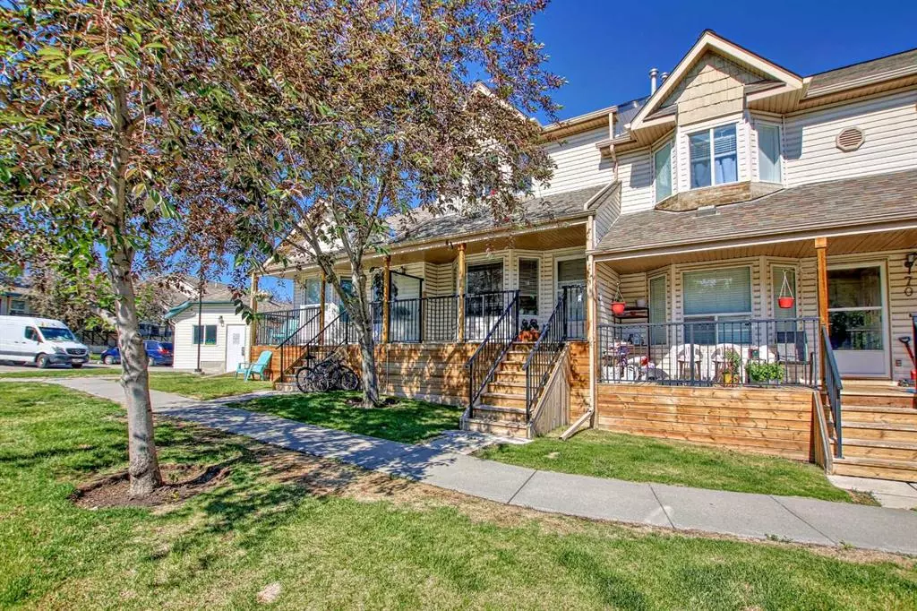 Calgary, AB T3A 5W7,66 Hidden Valley Villas NW