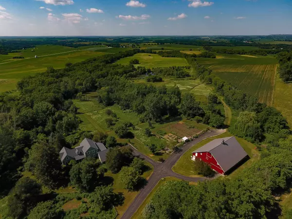 Scales Mound, IL 61075,4989 N Ford Road