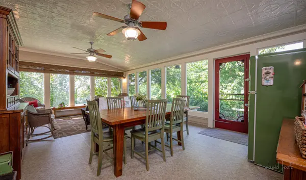 Scales Mound, IL 61075,4989 N Ford Road