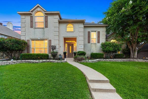 5201 Natchez Drive, Rowlett, TX 75088