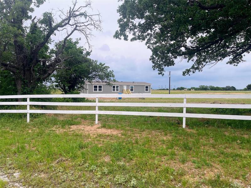 270 Southridge Road, Alvord, TX 76225